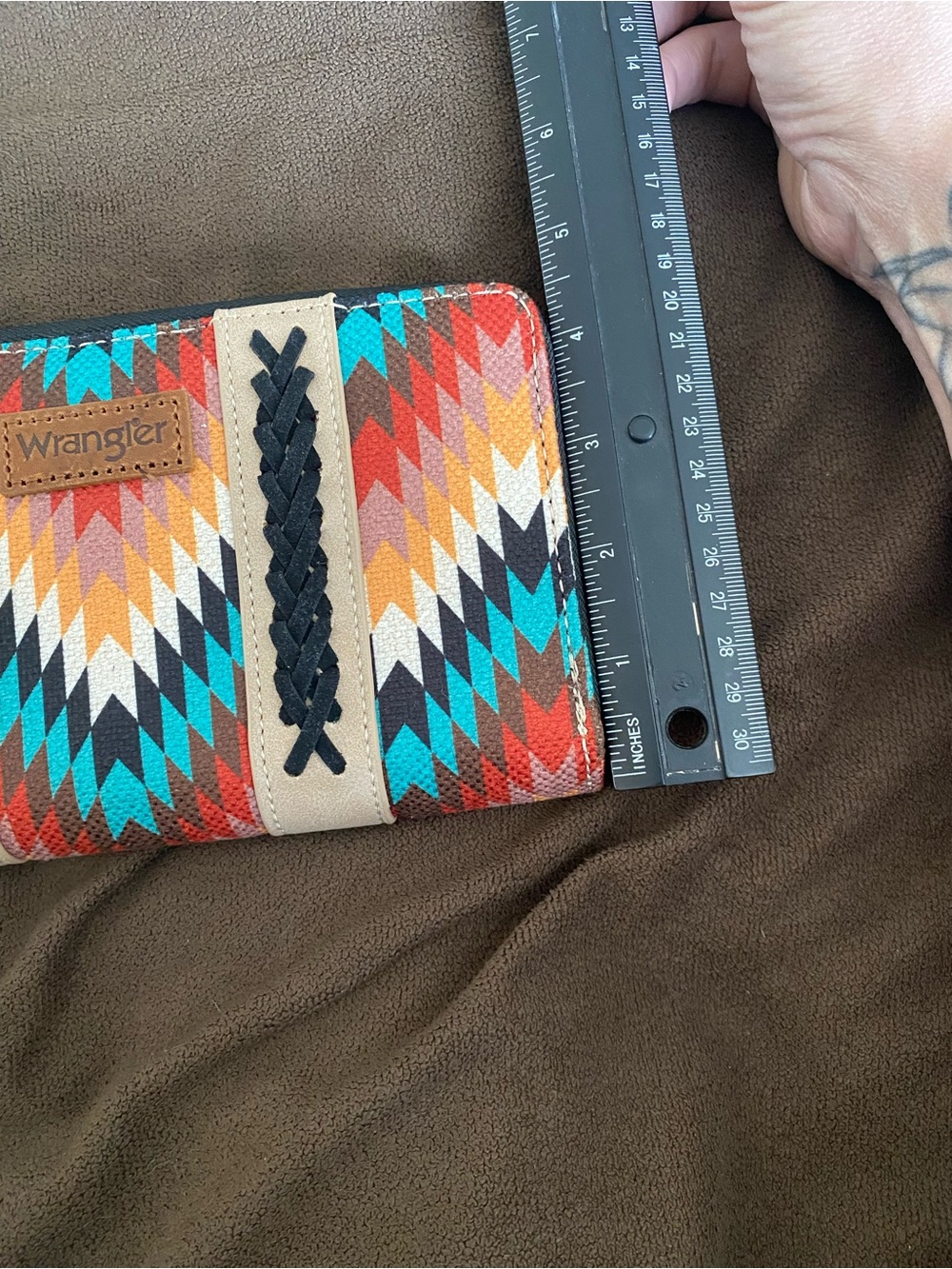Wrangler Southwestern Aztec Zip Around Wristlet Wallet Western - Picture 9 of 9